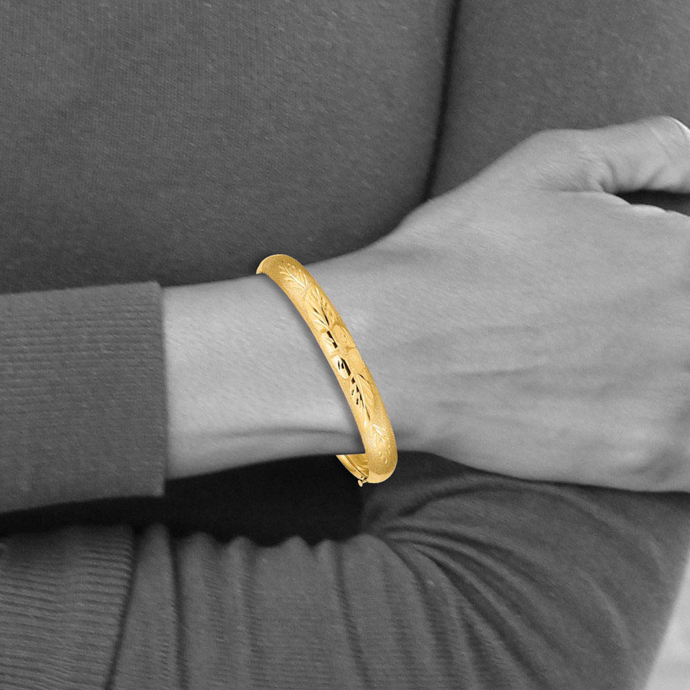 Alternate view of the 8mm 14k Yellow Gold Florentine Engraved Hinged Bangle Bracelet, 7 Inch by The Black Bow Jewelry Co.