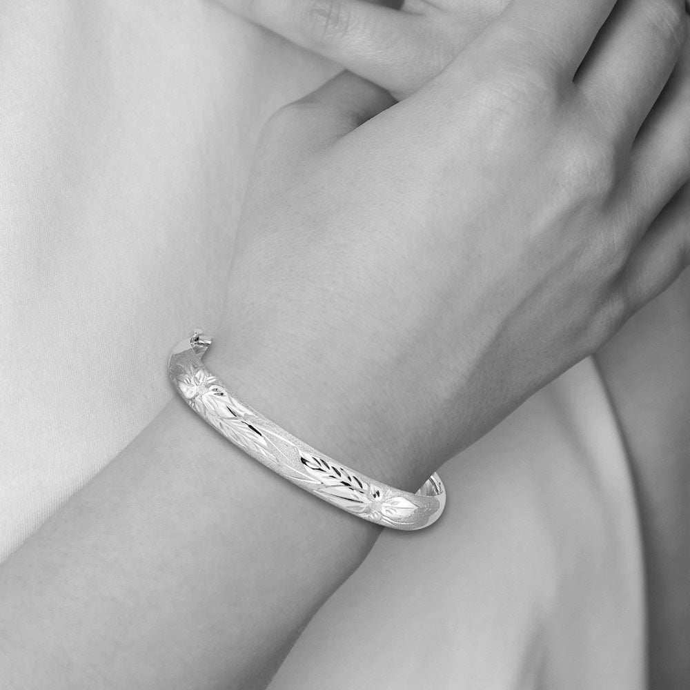 Alternate view of the 8mm 14k White Gold Florentine Engraved Hinged Bangle Bracelet by The Black Bow Jewelry Co.