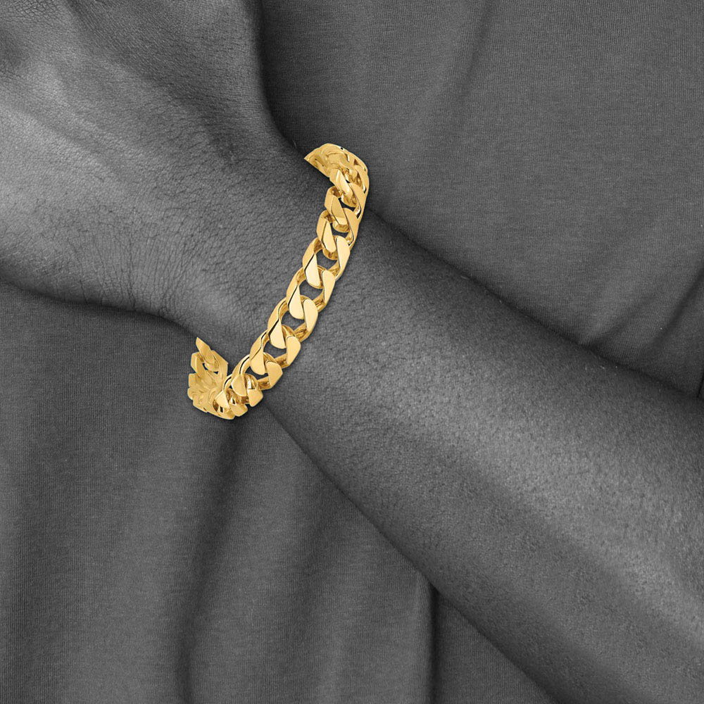 Alternate view of the Men's 14k Yellow Gold, 10.5mm Flat Beveled Curb Chain Bracelet, 8 Inch by The Black Bow Jewelry Co.