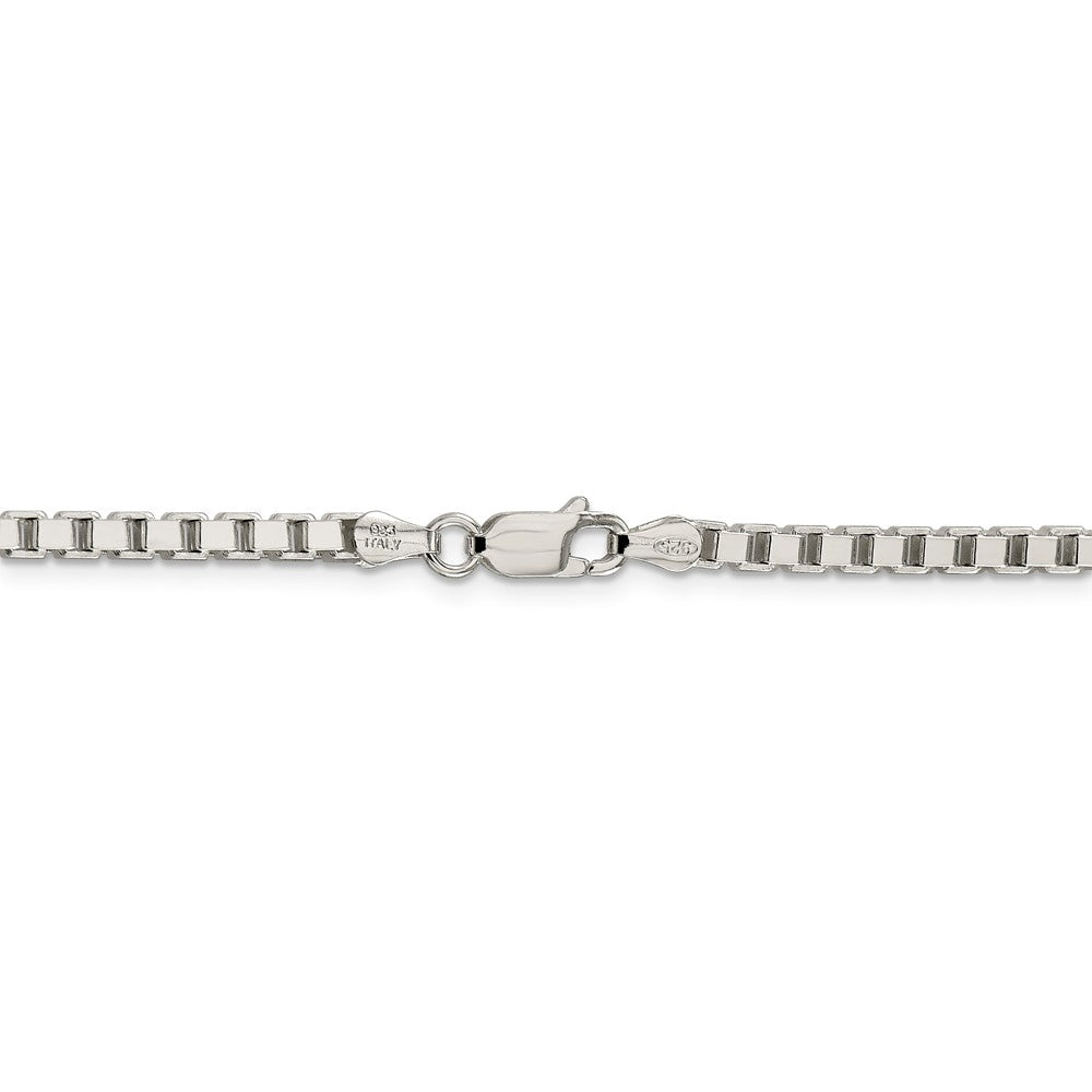 Alternate view of the 3.25mm, Sterling Silver, Solid Box Chain Necklace by The Black Bow Jewelry Co.