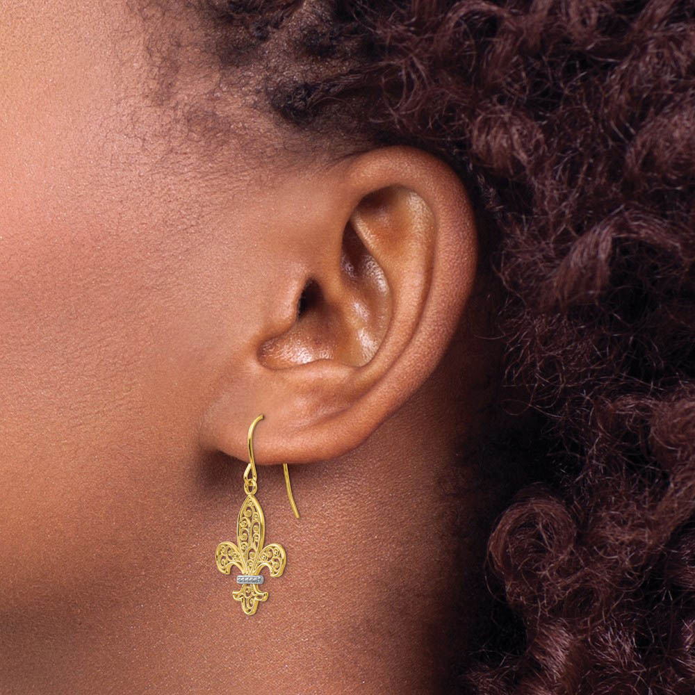 Alternate view of the Kids 6mm Diamond Cut Star Post Earrings in 14k Yellow Gold by The Black Bow Jewelry Co.