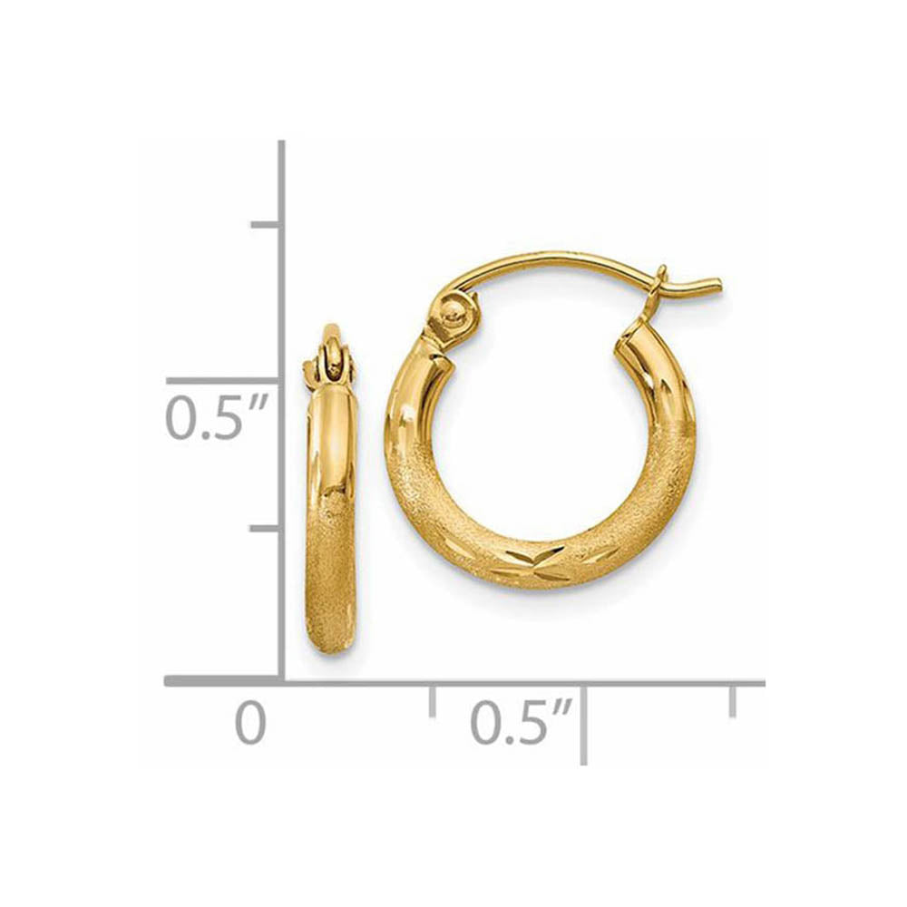 Alternate view of the 2mm x 13mm 14k Yellow Gold Satin & Diamond-Cut Round Hoop Earrings by The Black Bow Jewelry Co.