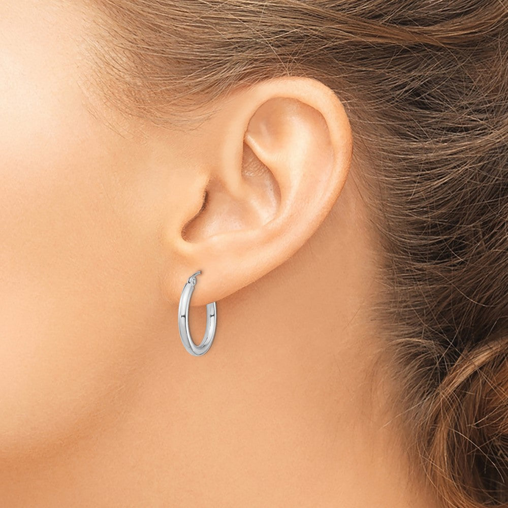 Alternate view of the 2.5mm, Sterling Silver, Classic Round Hoop Earrings - 20mm (3/4 Inch) by The Black Bow Jewelry Co.
