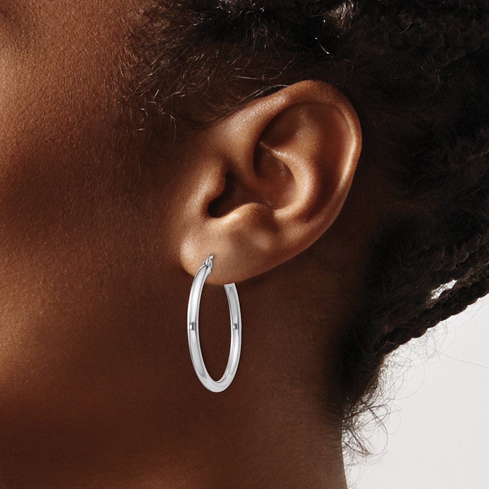 Alternate view of the 2.5mm, Sterling Silver, Classic Round Hoop Earrings - 30mm (1 1/8 In.) by The Black Bow Jewelry Co.