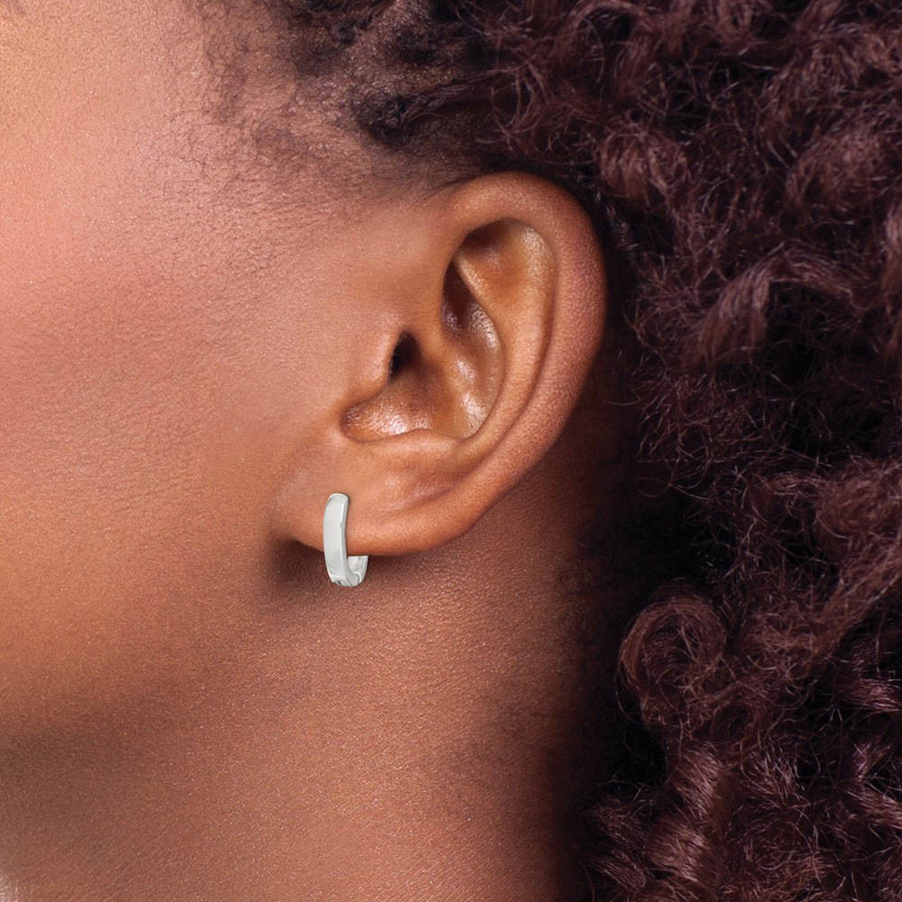 Alternate view of the Oval Hinged Hoop Earrings in Sterling Silver - 13mm (1/2 Inch) by The Black Bow Jewelry Co.