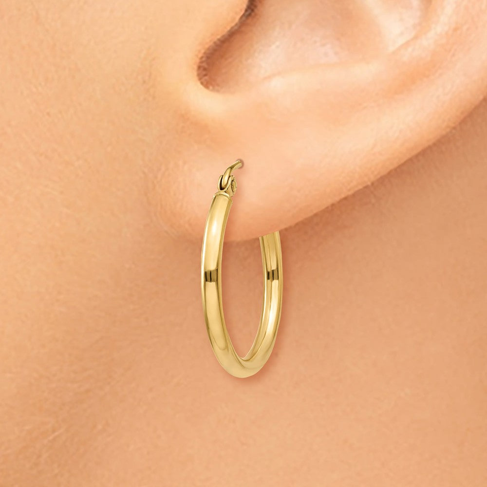 Alternate view of the 2mm, 14k Yellow Gold Classic Round Hoop Earrings, 20mm (3/4 Inch) by The Black Bow Jewelry Co.