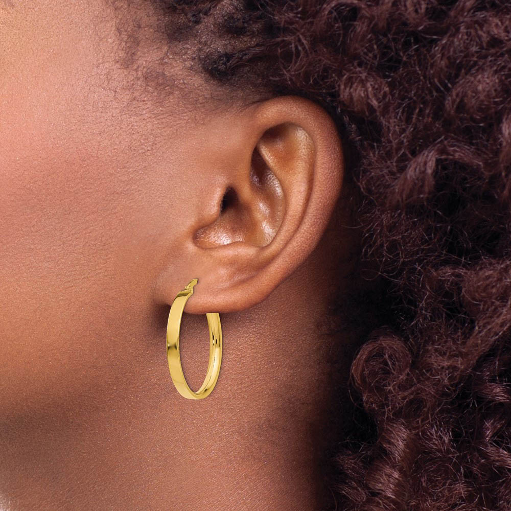 Alternate view of the 3mm, 14k Yellow Gold Polished Round Hoop Earrings, 22mm (7/8 Inch) by The Black Bow Jewelry Co.