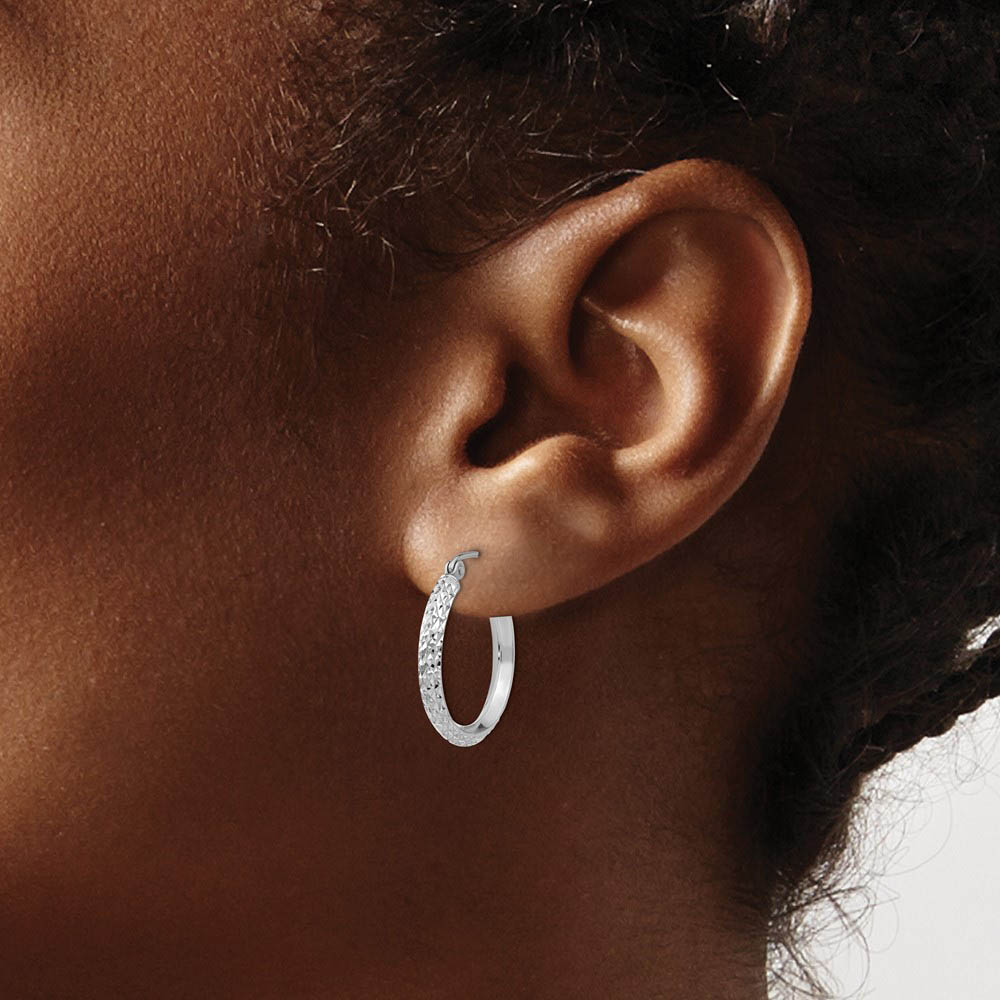 Alternate view of the 2.5mm, 14k White Gold Knife Edge Diamond Cut Hoops, 20mm (3/4 Inch) by The Black Bow Jewelry Co.