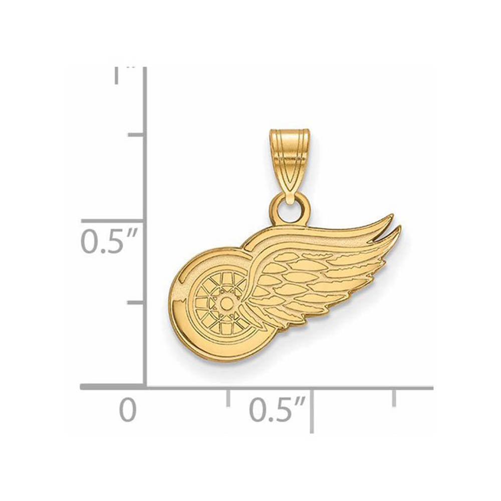 Alternate view of the 10k Yellow Gold NHL Detroit Red Wings Small Pendant by The Black Bow Jewelry Co.