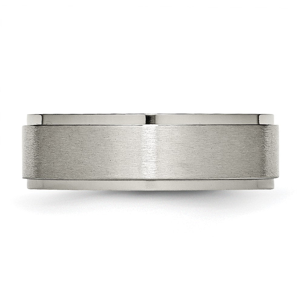 Alternate view of the 7mm Titanium Lightly Brushed Flat Ridge Edge Comfort Fit Band by The Black Bow Jewelry Co.