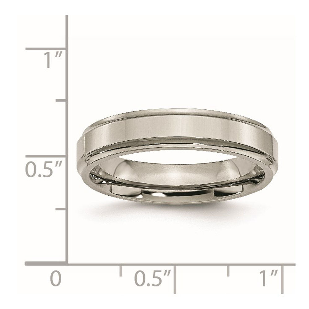 Alternate view of the 5mm Titanium Polished Flat Ridged Edge Standard Fit Band by The Black Bow Jewelry Co.