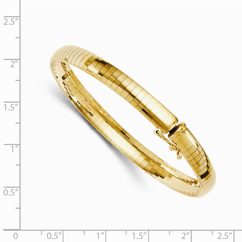 Alternate view of the 6mm 14k Yellow Gold Domed Omega Chain Bracelet, 7 Inch by The Black Bow Jewelry Co.