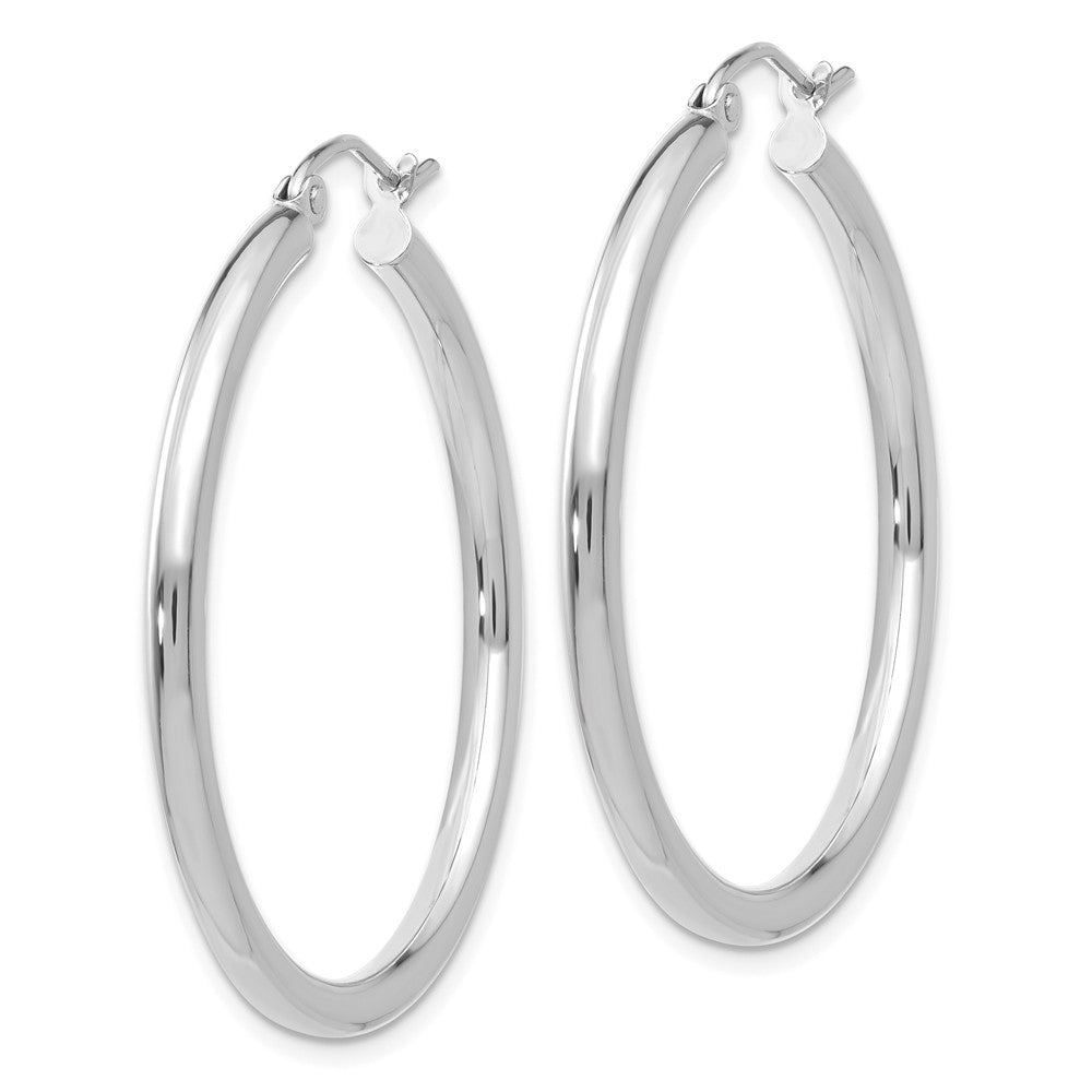 Alternate view of the 2.5mm x 35mm 14k White Gold Classic Round Hoop Earrings by The Black Bow Jewelry Co.