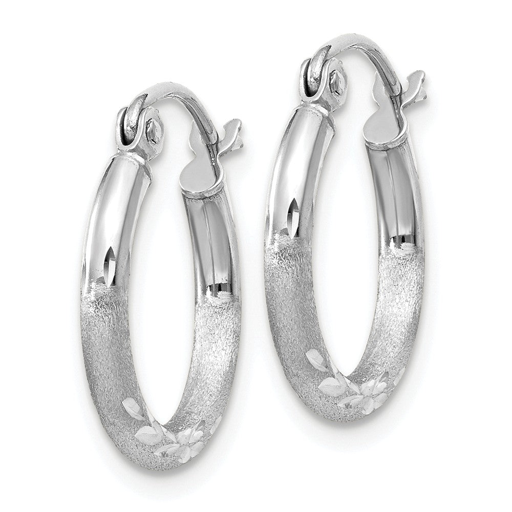 Alternate view of the 2mm x 15mm 14k White Gold Satin &amp; Diamond-Cut Round Hoop Earrings by The Black Bow Jewelry Co.