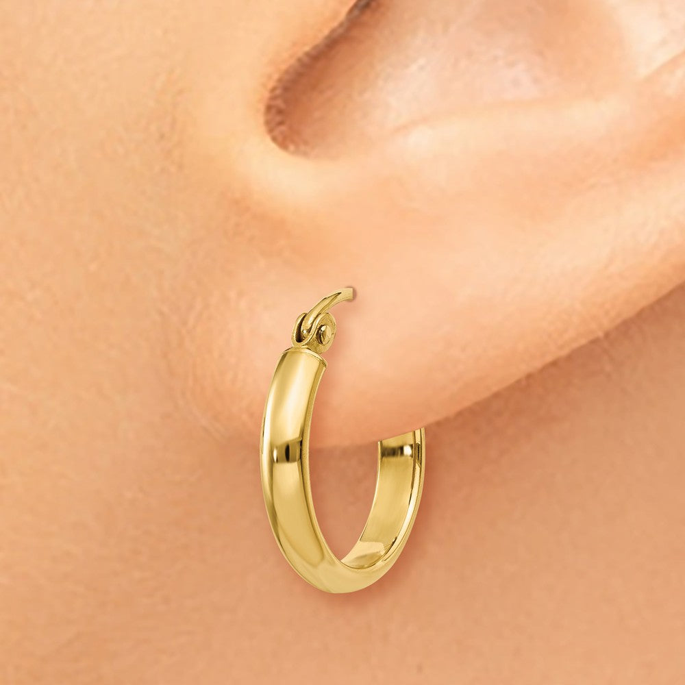 Alternate view of the 2.75mm x 15mm Polished 14k Yellow Gold Domed Round Hoop Earrings by The Black Bow Jewelry Co.