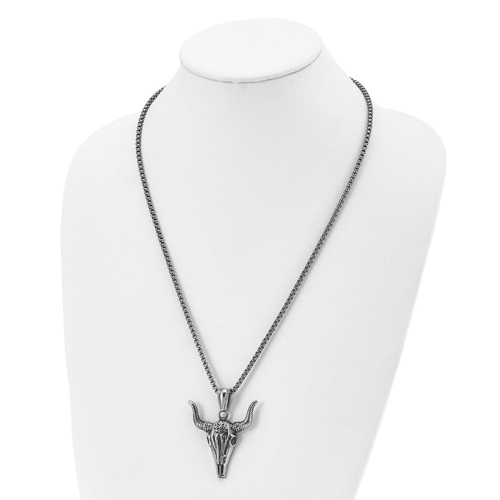 Alternate view of the Men&#39;s Stainless Steel XL Antiqued Steer Skull Necklace, 24 Inch by The Black Bow Jewelry Co.